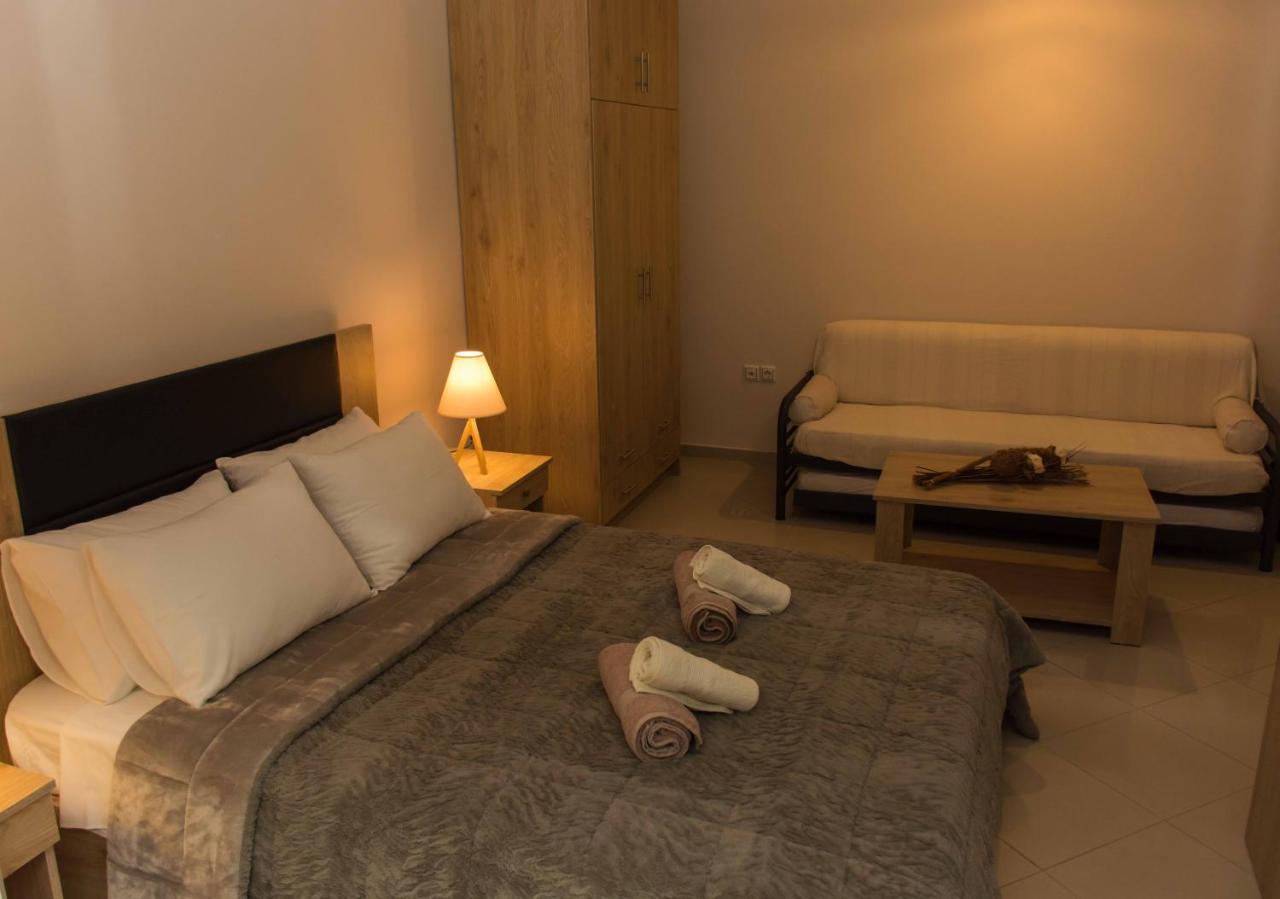 Central Luxury Studio Corinth ภายนอก รูปภาพ