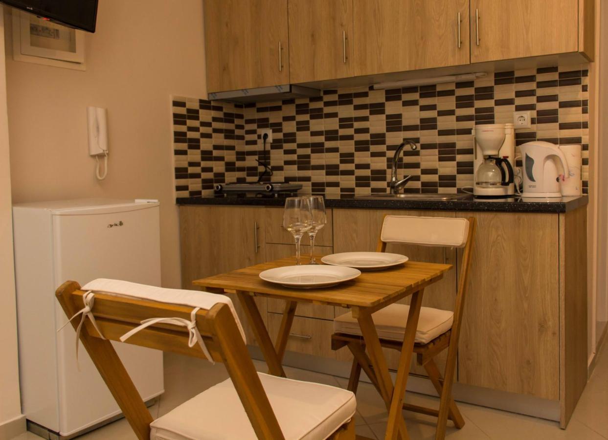 Central Luxury Studio Corinth ภายนอก รูปภาพ
