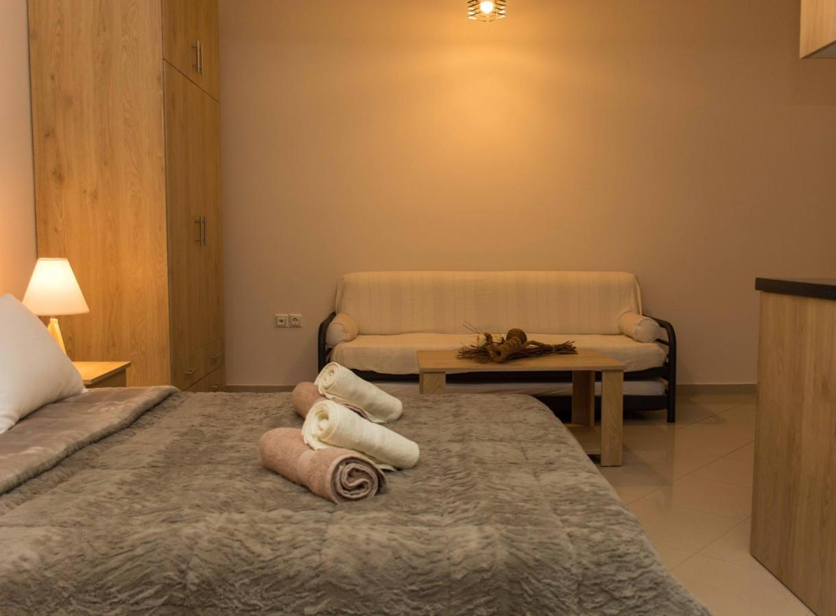 Central Luxury Studio Corinth ภายนอก รูปภาพ