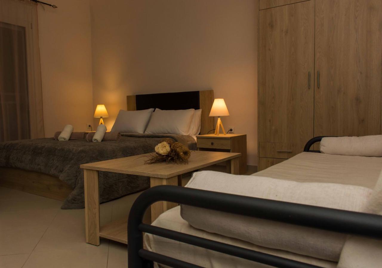 Central Luxury Studio Corinth ภายนอก รูปภาพ